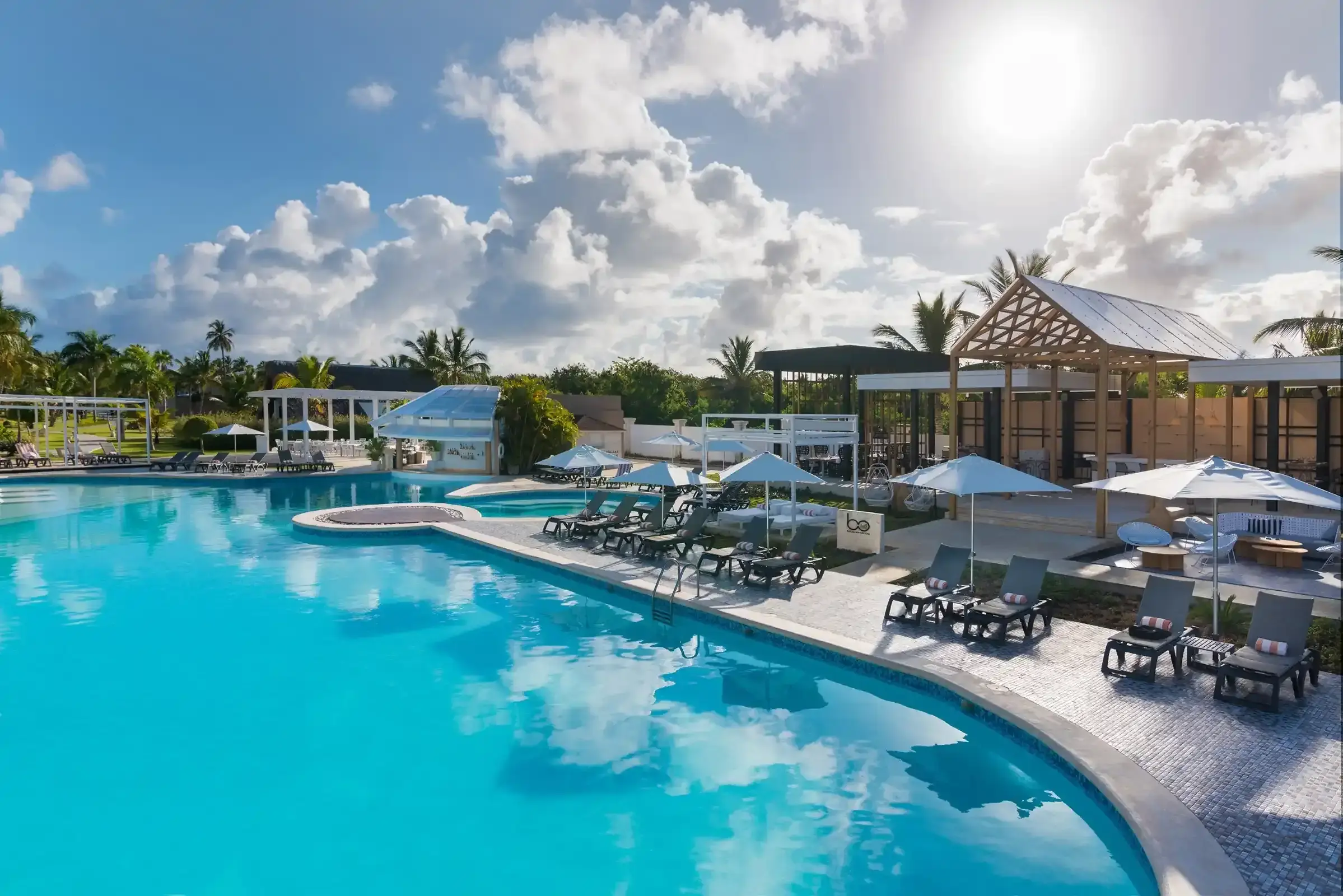 How to get from the Punta Cana Airport to the Catalonia Royal Bavaro