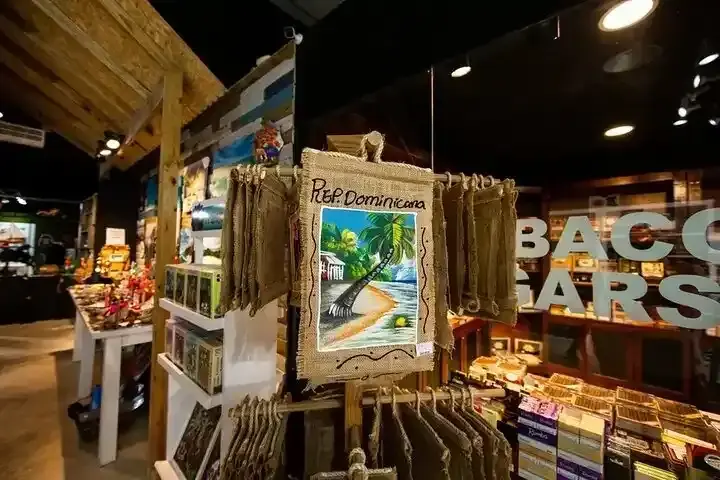 Gift Shopping Tour From Serenade Punta Cana